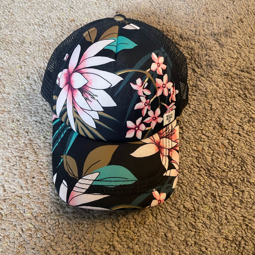 Billabong woman’s floral hat